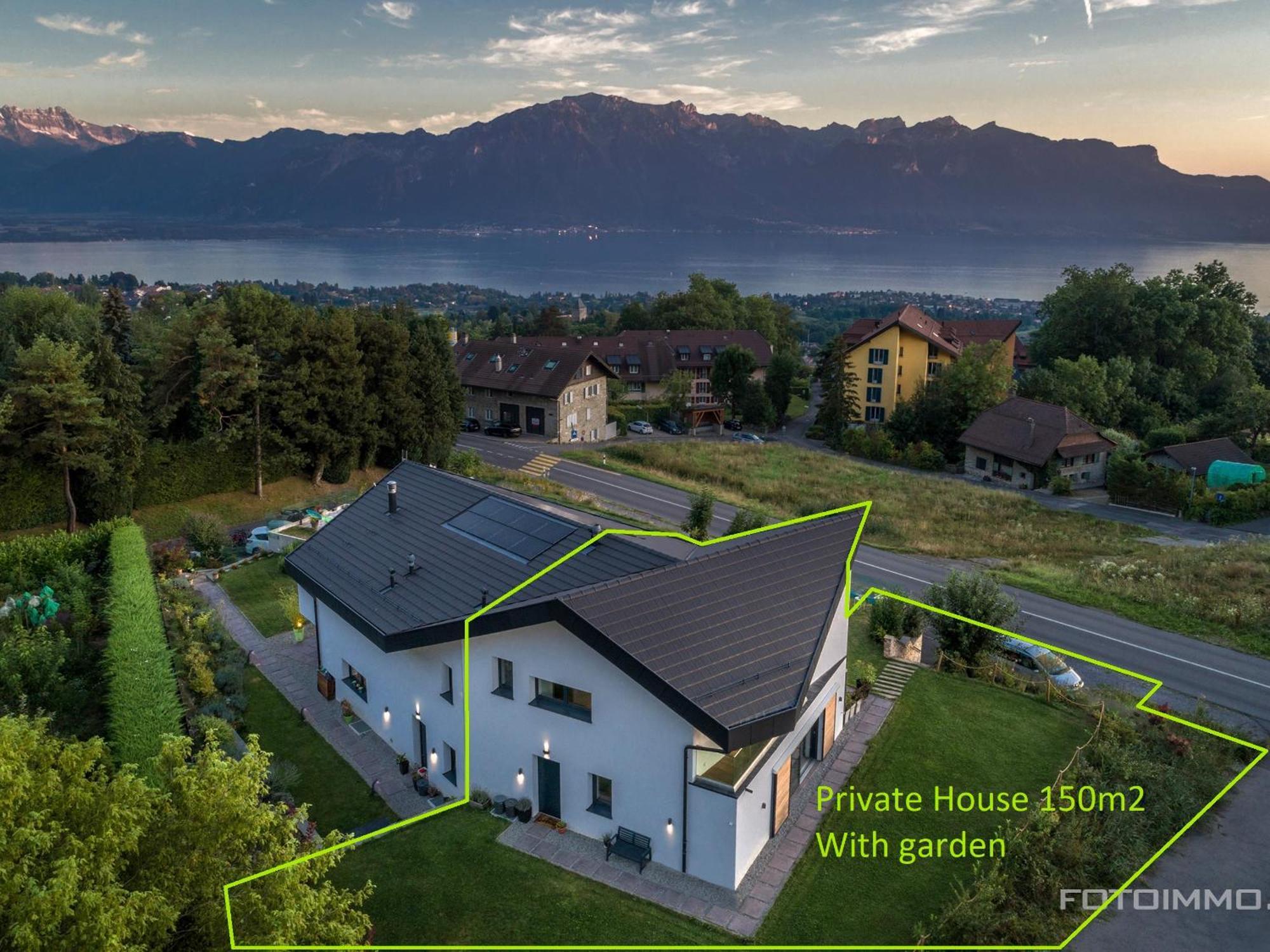 Montreux Holiday Home Pokoj fotografie